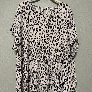Andree Leopard Print Short Sleeve Blouse